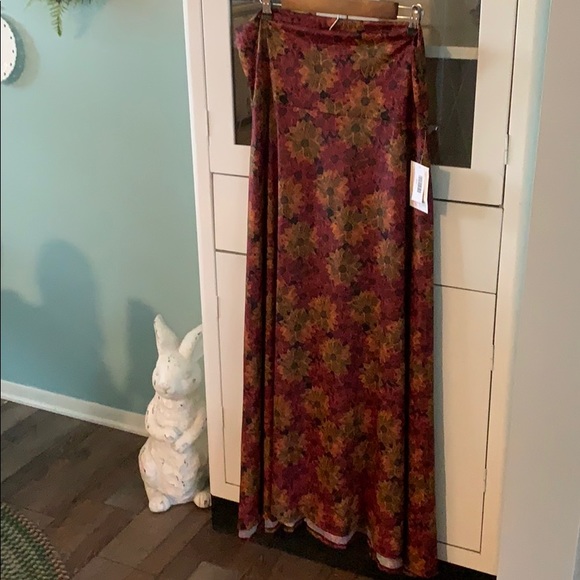 LuLaRoe Dresses & Skirts - Lularoe sz L maxi skirt NWT